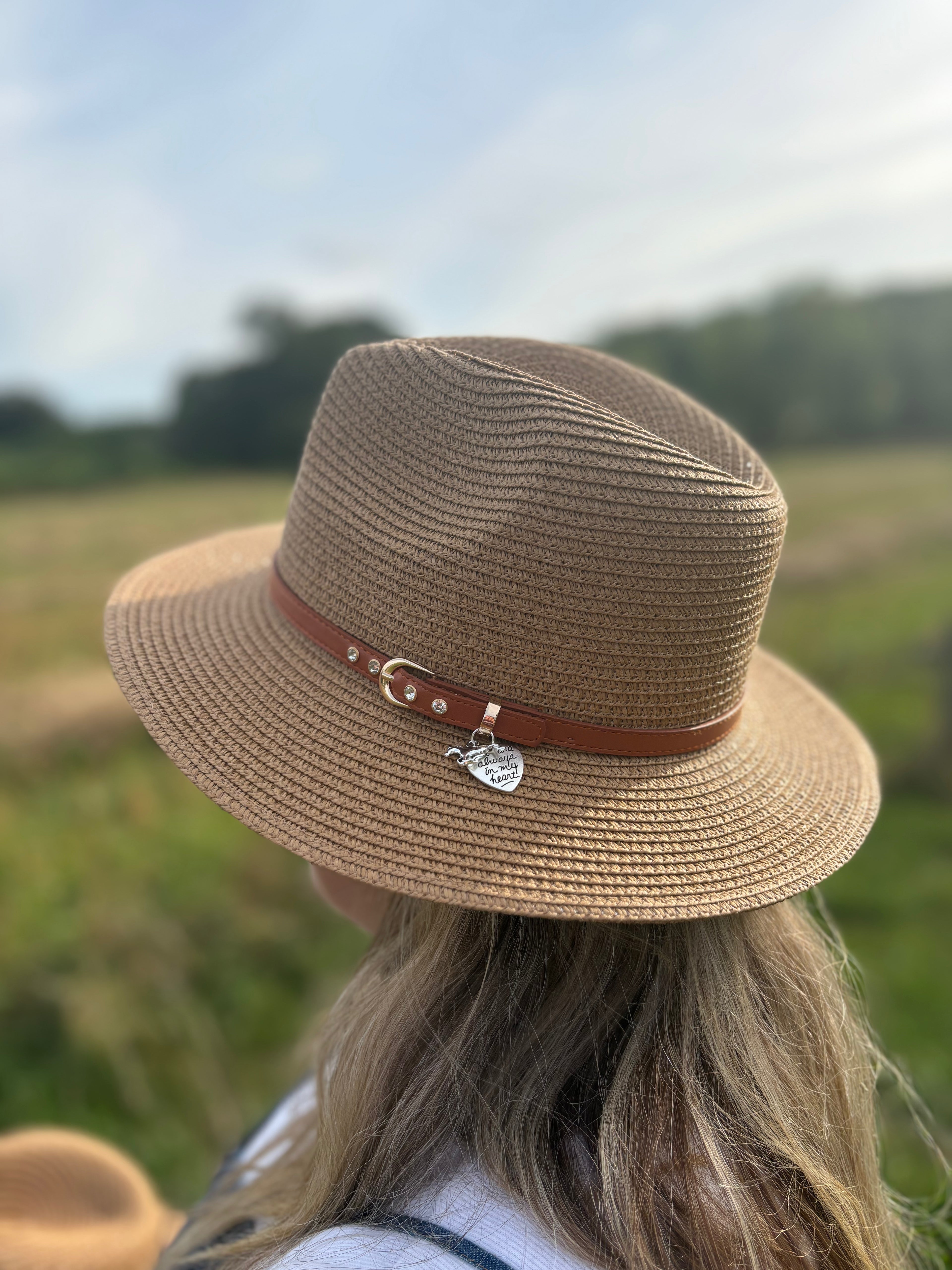 Charm Hat - You are always in my heart