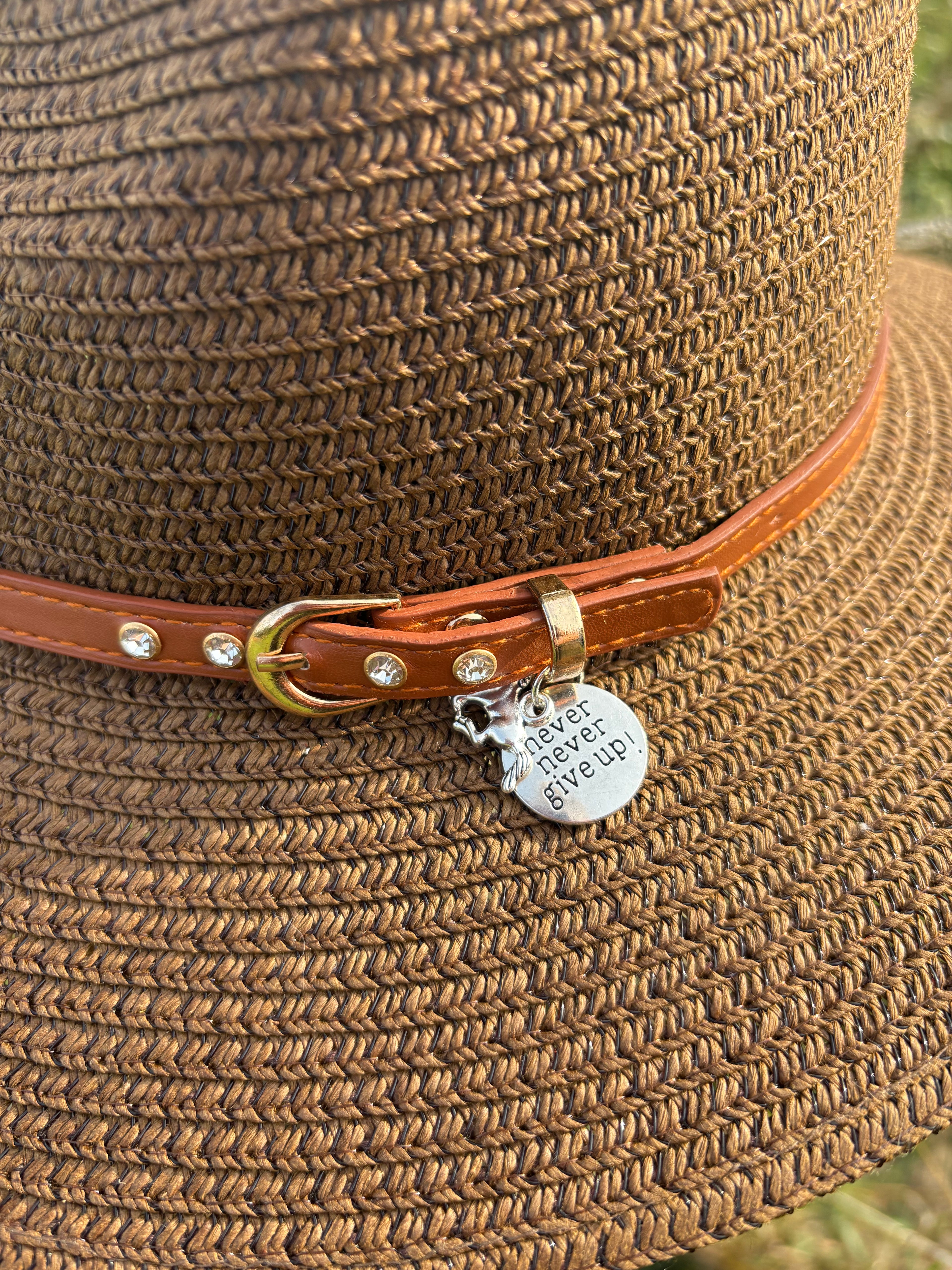 Charm Hat - Never Give Up