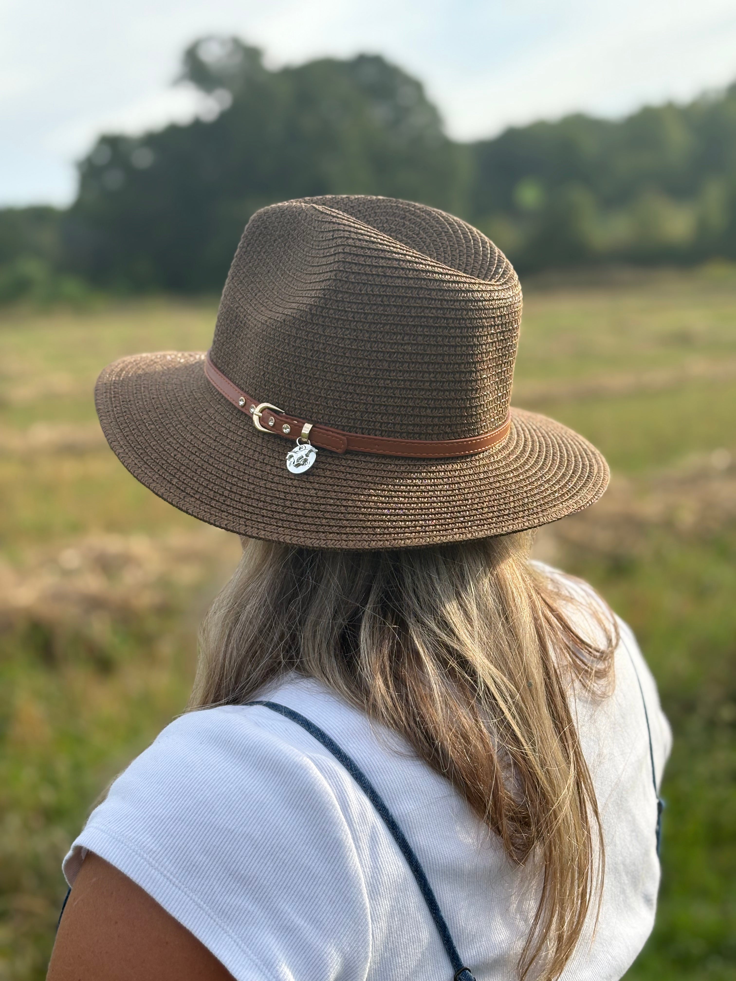 Charm Hat - Never Give Up