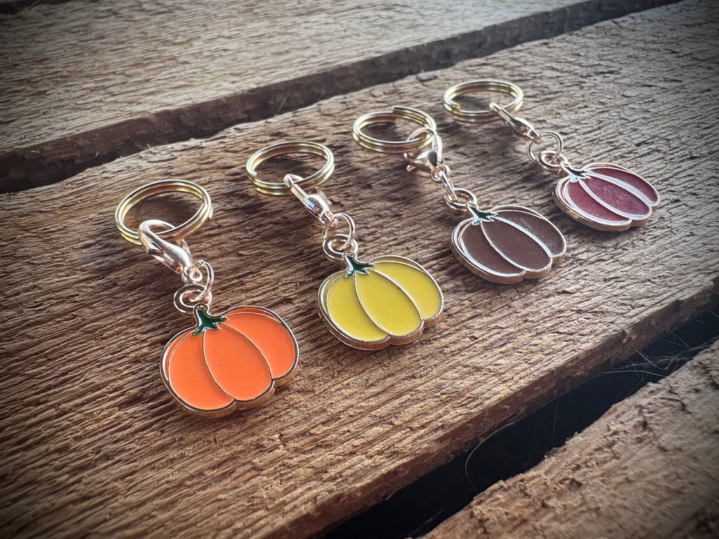R&R Charm - Pumkpin: Red, Orange, Brown & Yellow