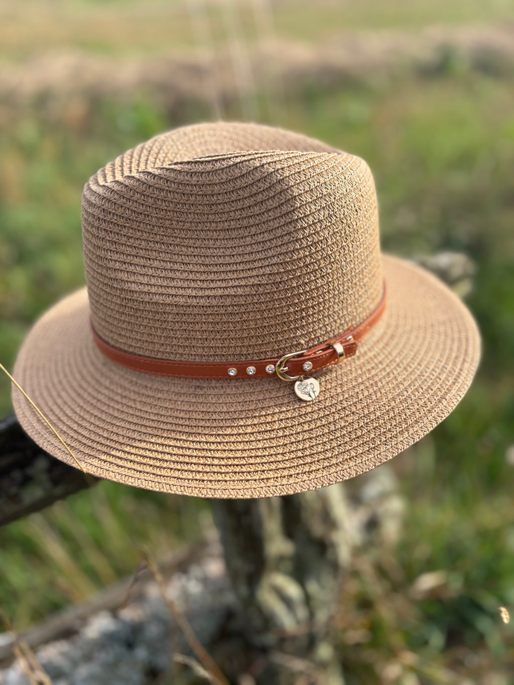 Charm Hat - Gold Flower