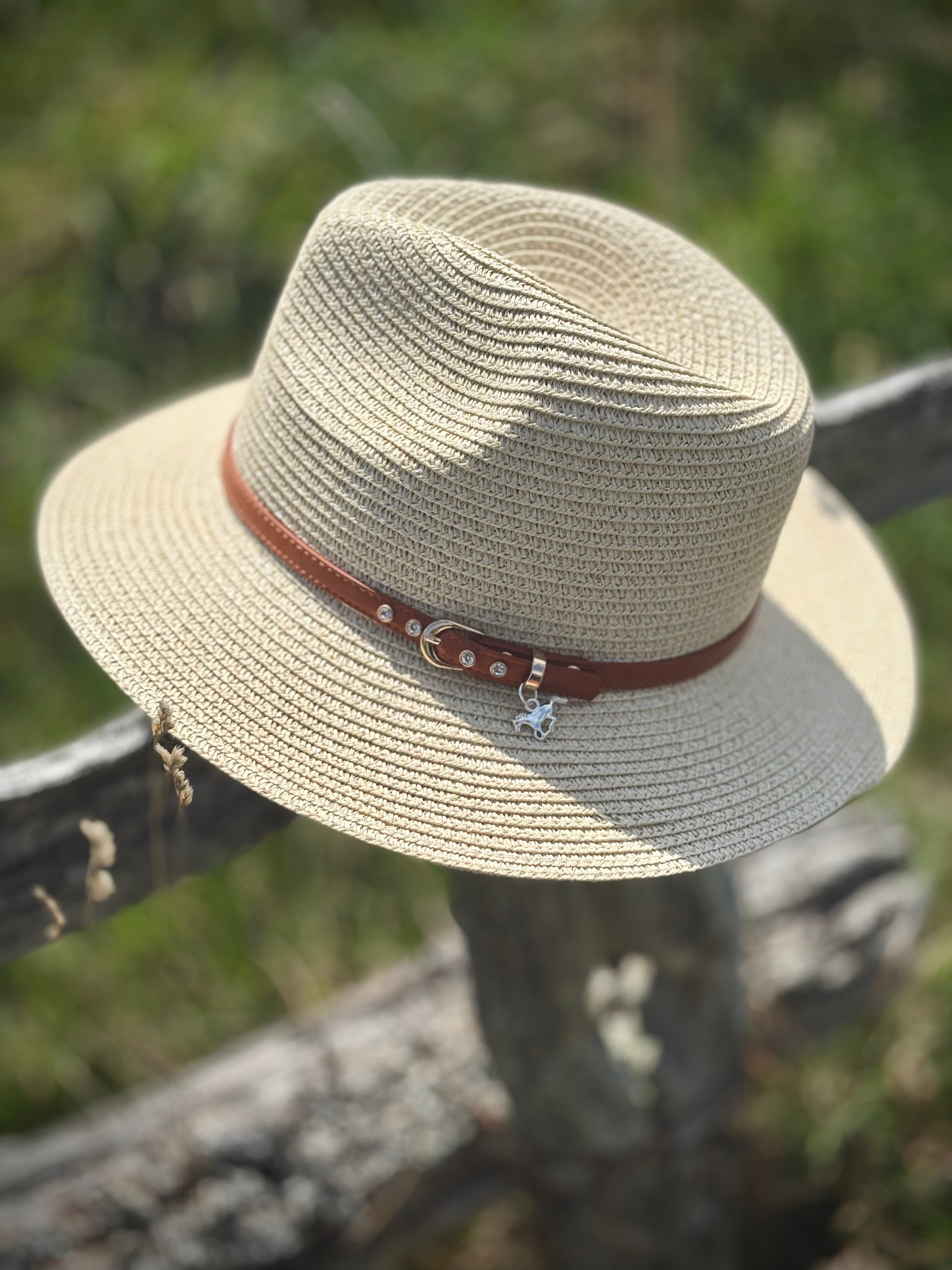 R&R Charm Hat - Glimmer Gallop